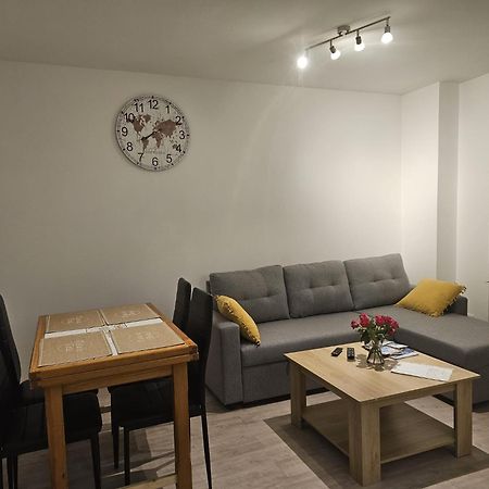 Joli Appartement En Face De Lac Nantua Exteriér fotografie