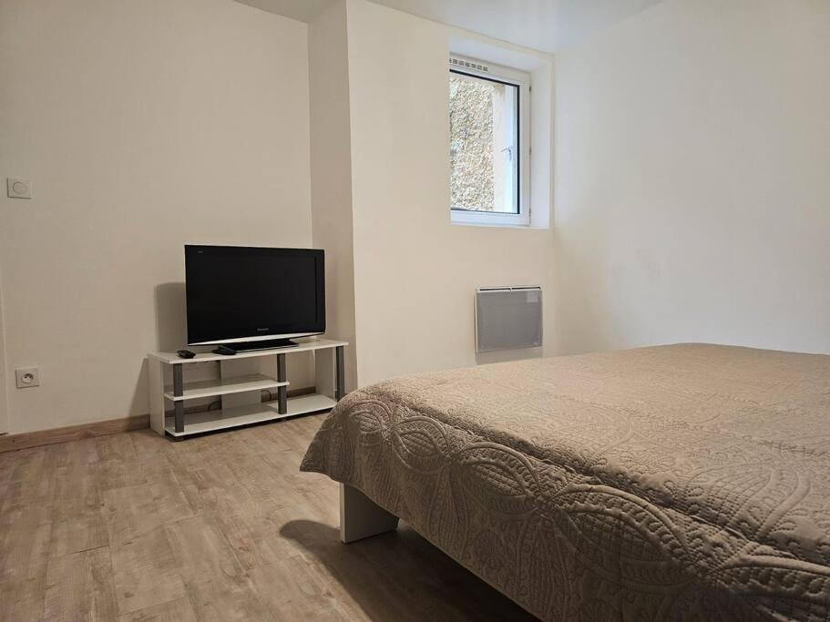 Joli Appartement En Face De Lac Nantua Exteriér fotografie